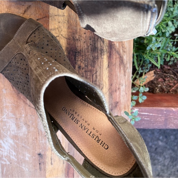 Forest Green Open Toe Heels - Picture 3 of 5